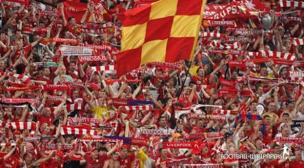 Torcida violenta liverpool